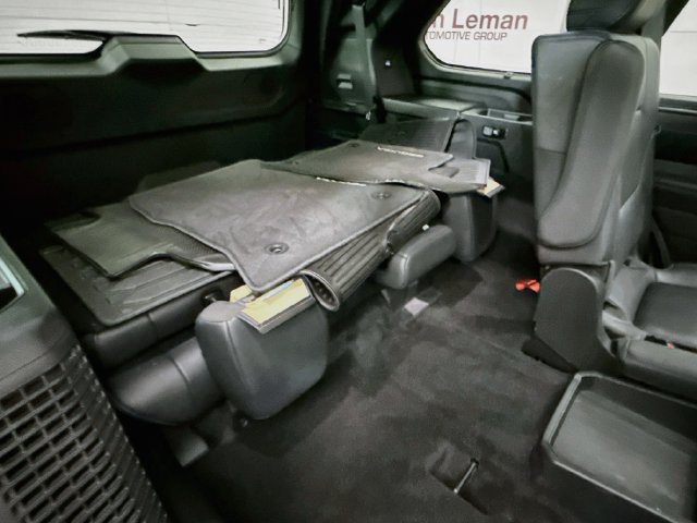 Used 2025 Toyota Sequoia Platinum AWD/4WD image 28