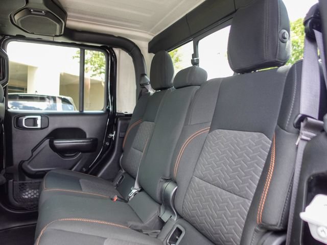 Used 2020 Jeep Gladiator Mojave w/ Cold Weather Group AWD/4WD image 25