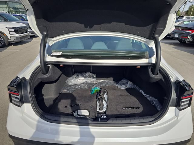 Used 2025 Hyundai Sonata SE FWD image 22