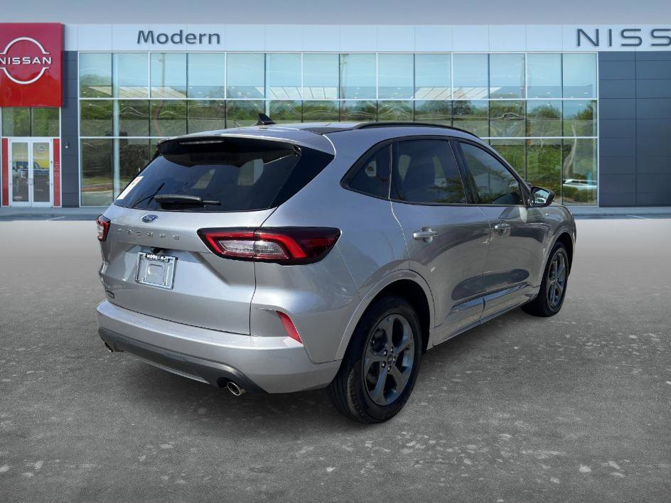 Used 2024 Ford Escape ST-Line image 5