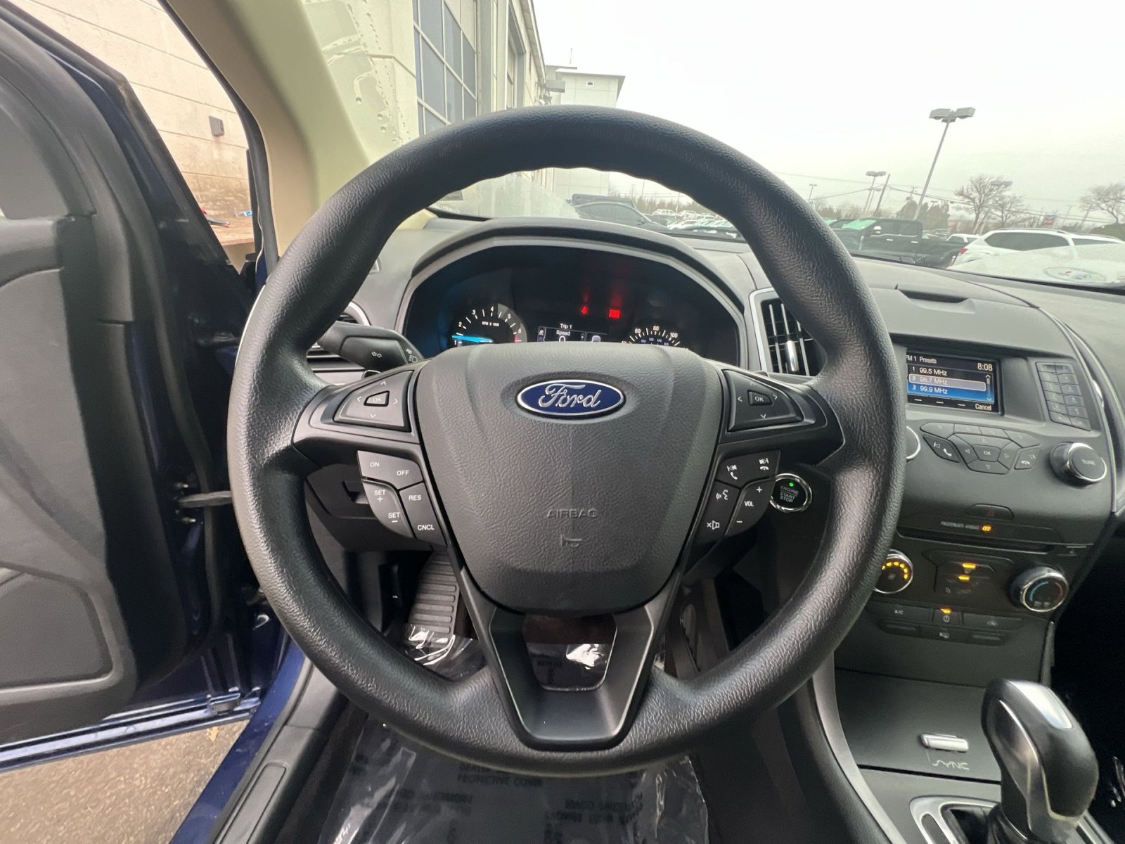 Used 2016 Ford Edge SE image 16