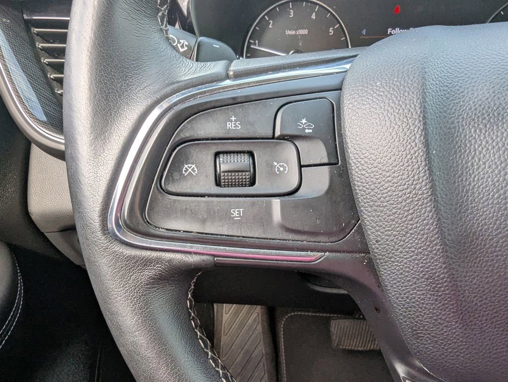 Used 2023 Buick Envision Preferred image 22