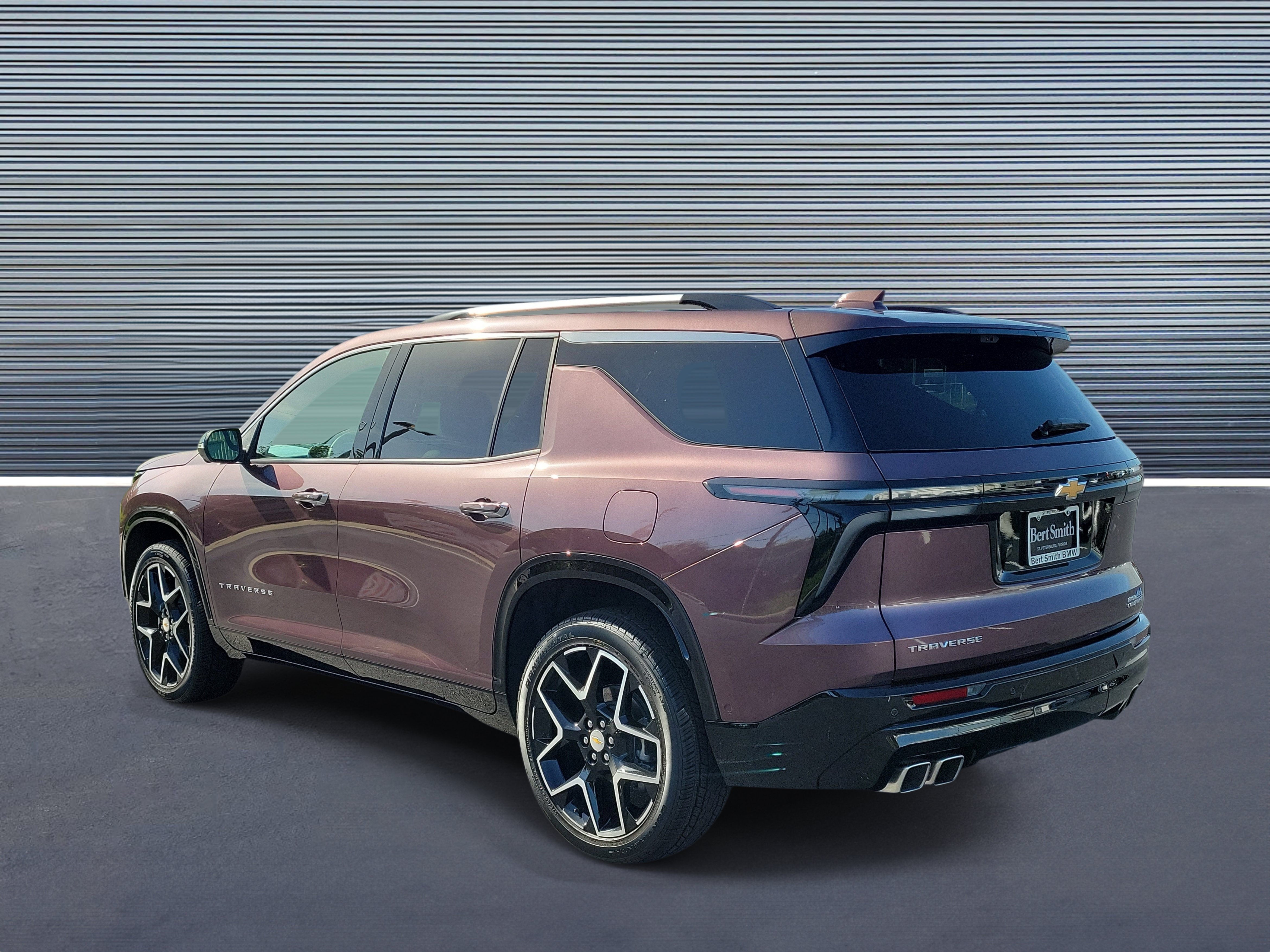 Used 2025 Chevrolet Traverse High Country w/ LPO, Floor Liner Package FWD image 4