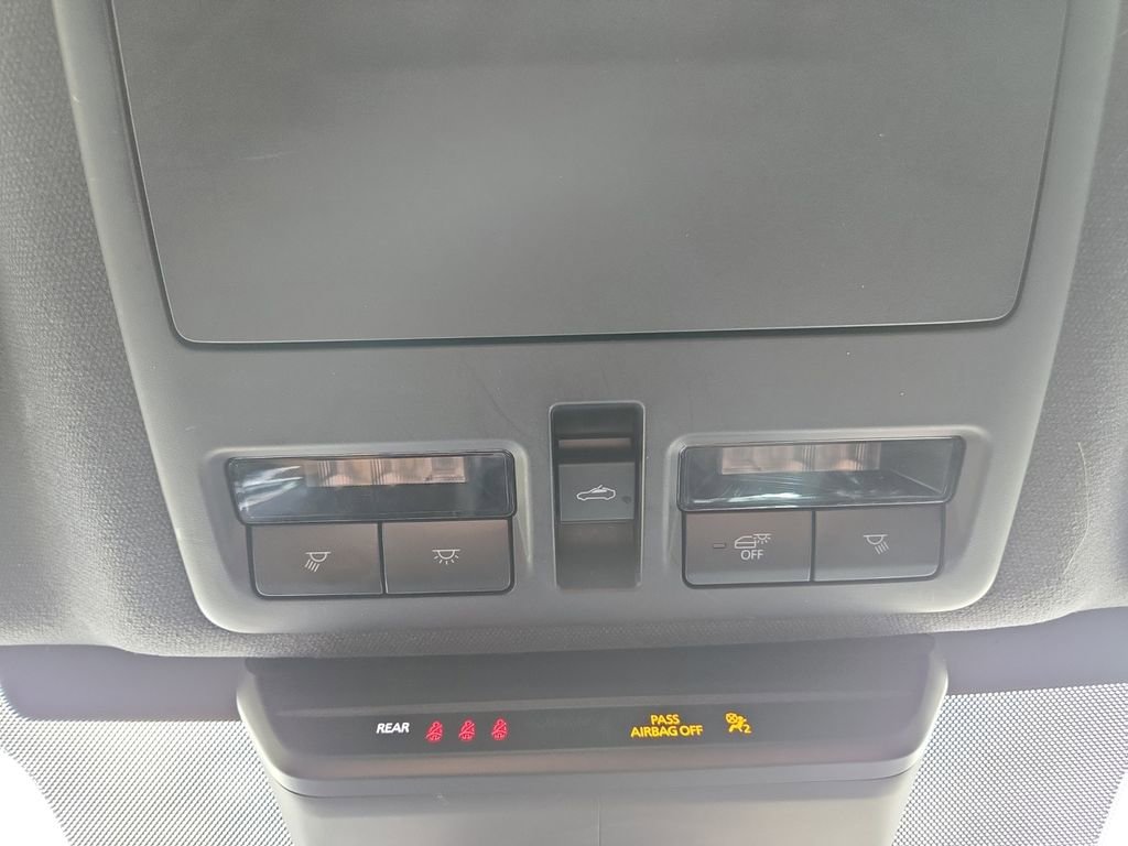 Used 2022 MAZDA MAZDA3 s AWD/4WD image 23