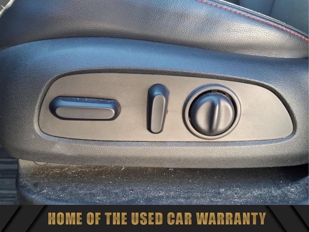 Used 2022 Chevrolet Equinox RS w/ LPO, Floor Liner Package FWD image 17