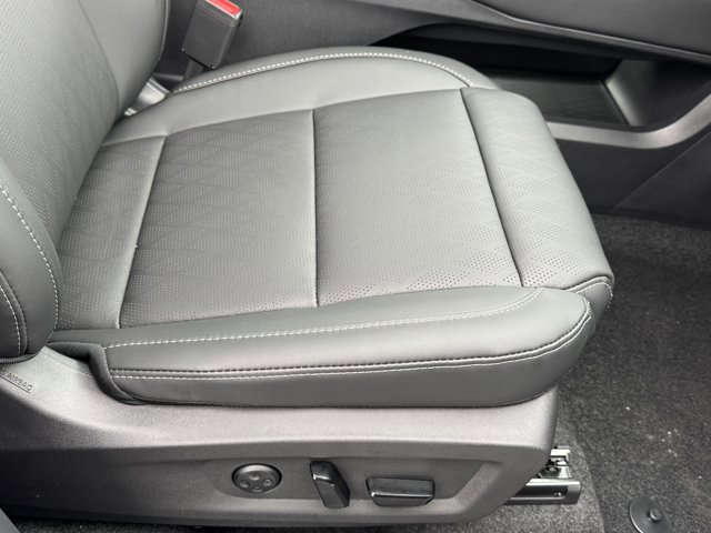 New 2026 Nissan Murano Platinum image 12