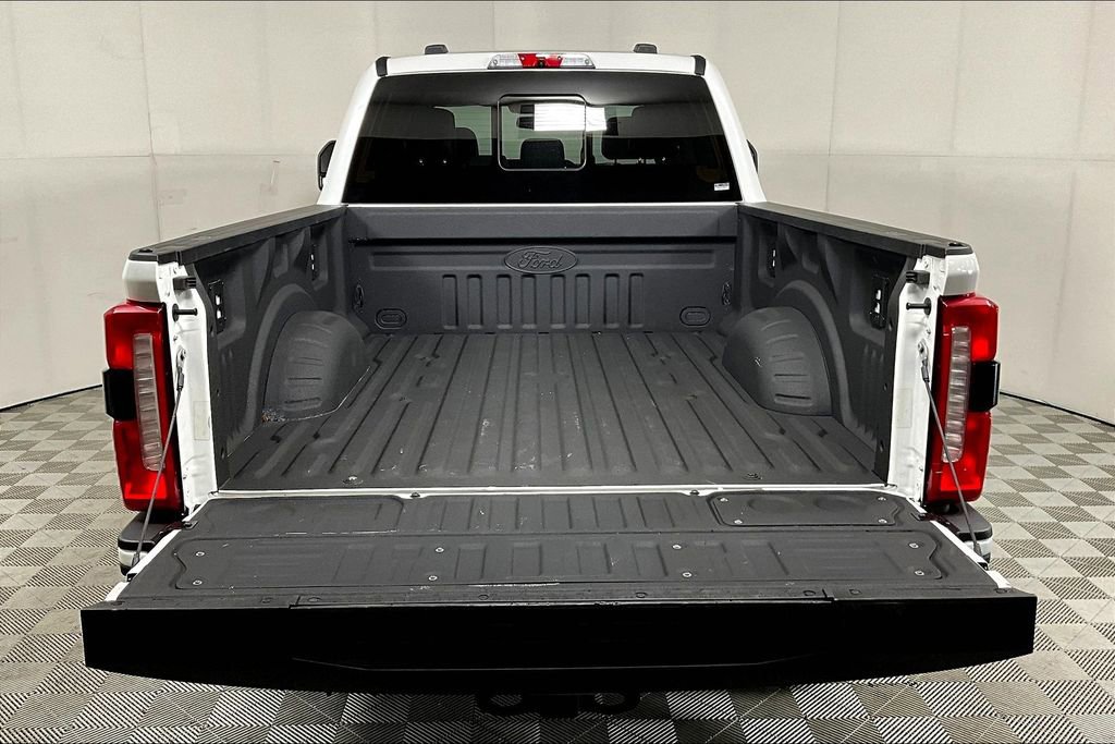 Used 2024 Ford F250 Lariat w/ Lariat Ultimate Package image 35