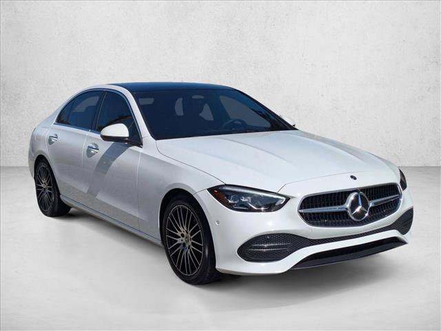 Used 2025 Mercedes-Benz C 300 4MATIC Sedan image 3