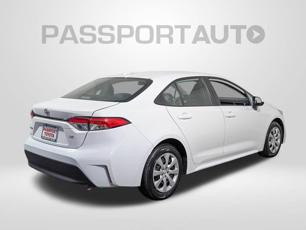 Used 2024 Toyota Corolla LE image 7