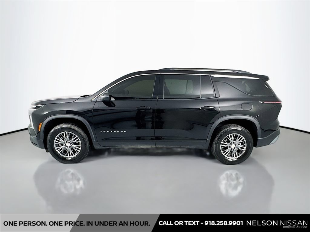 Used 2026 Chevrolet Traverse LT AWD/4WD image 8
