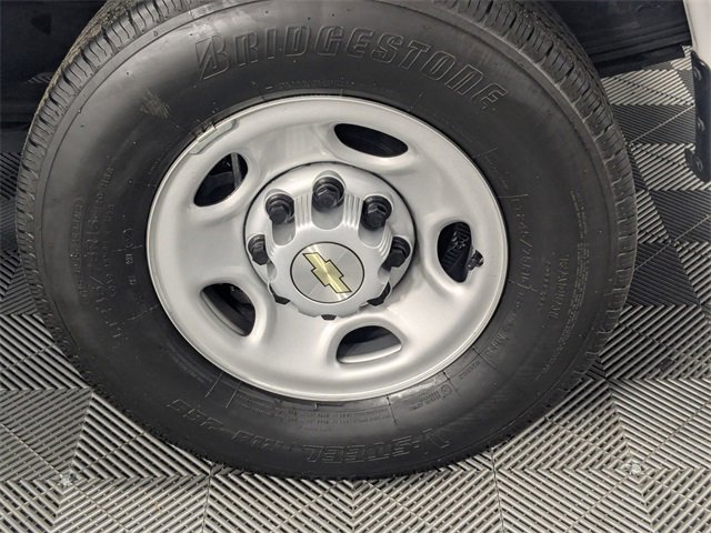 Used 2024 Chevrolet Express 2500 w/ Driver Convenience Package image 8