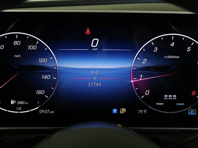 Used 2025 Mercedes-Benz C 300 4MATIC Sedan image 16