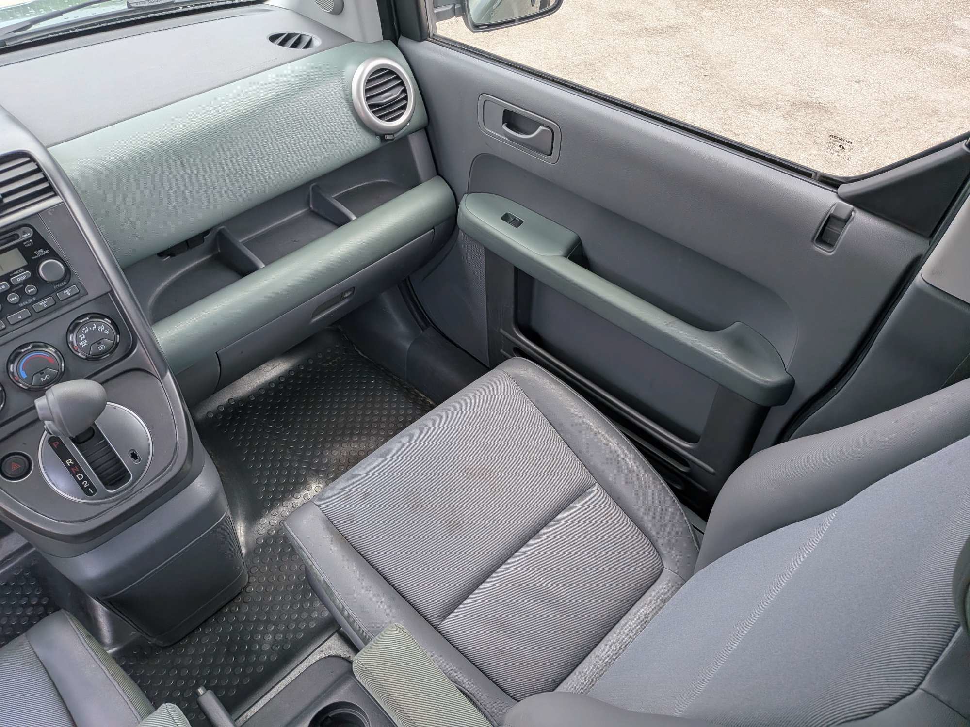 Used 2005 Honda Element EX image 17