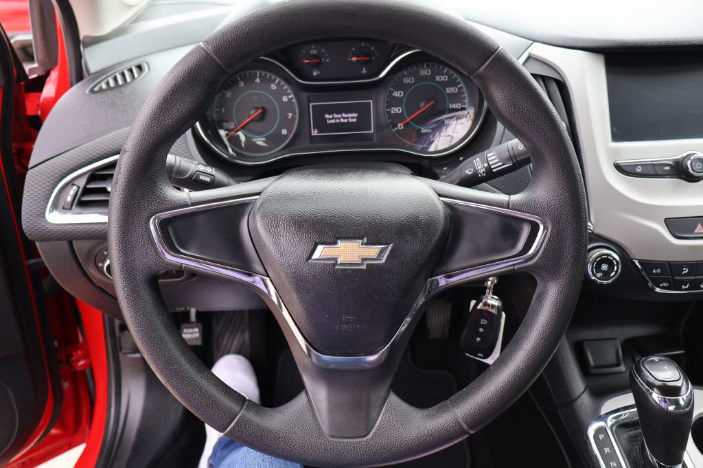 Used 2017 Chevrolet Cruze LS FWD image 22