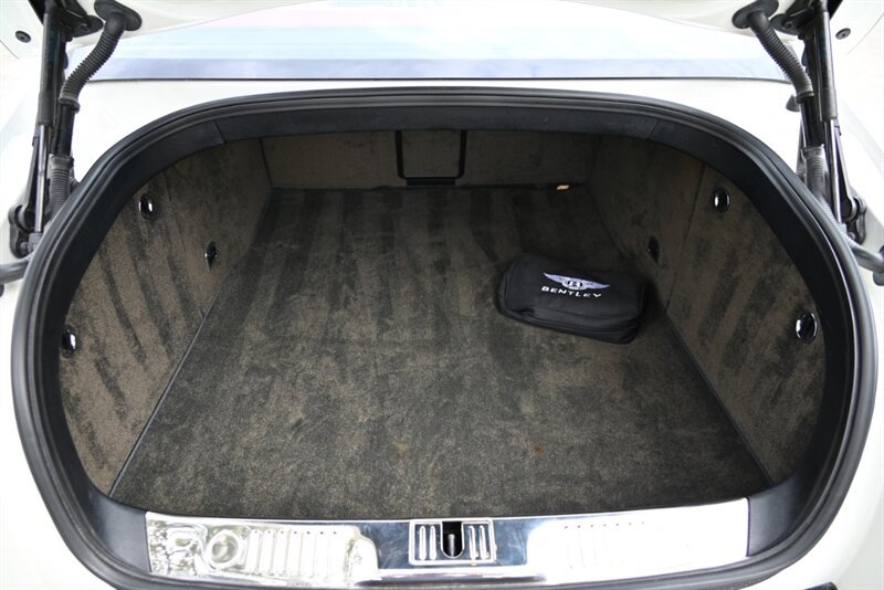 Used 2016 Bentley Flying Spur W12 AWD/4WD image 32