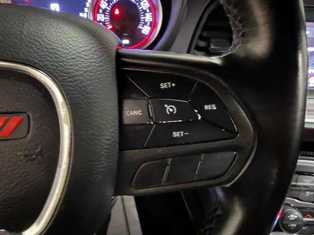 Used 2021 Dodge Challenger SXT image 30