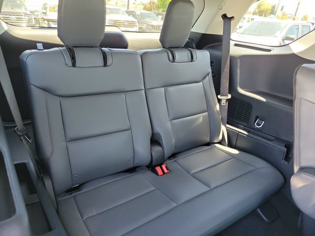 Used 2026 Ford Explorer Active w/ Active Comfort Package RWD image 20