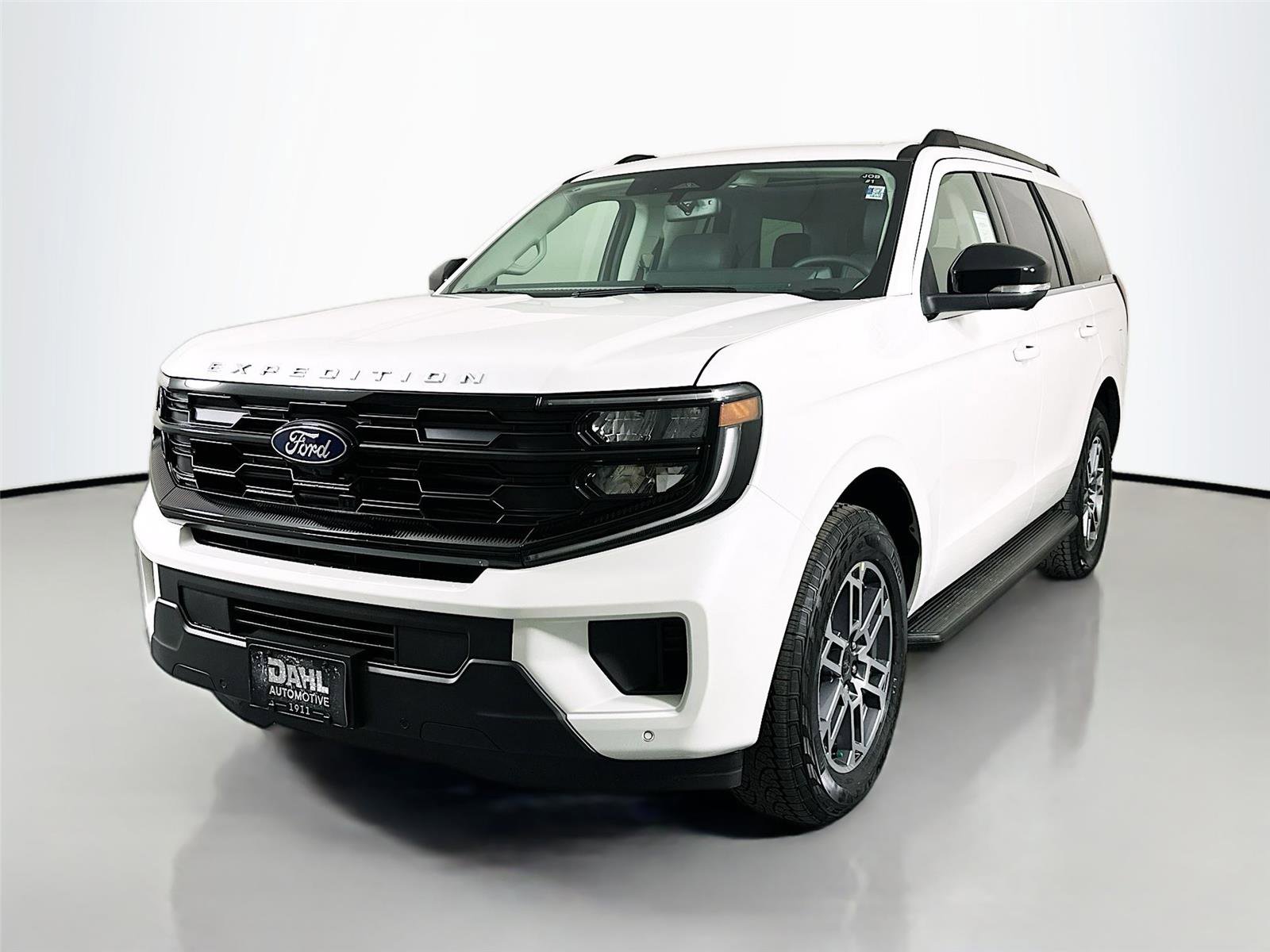 New 2026 Ford Expedition Active image 3