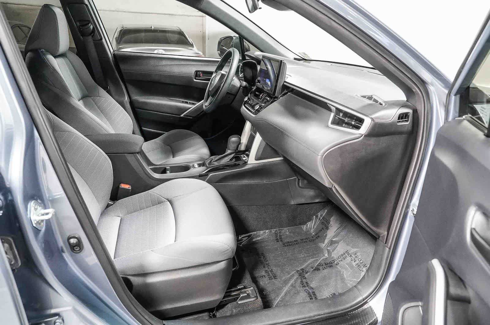 Certified 2024 Toyota Corolla Cross AWD Hybrid image 17