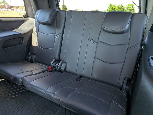 Used 2020 Cadillac Escalade Platinum AWD/4WD image 33