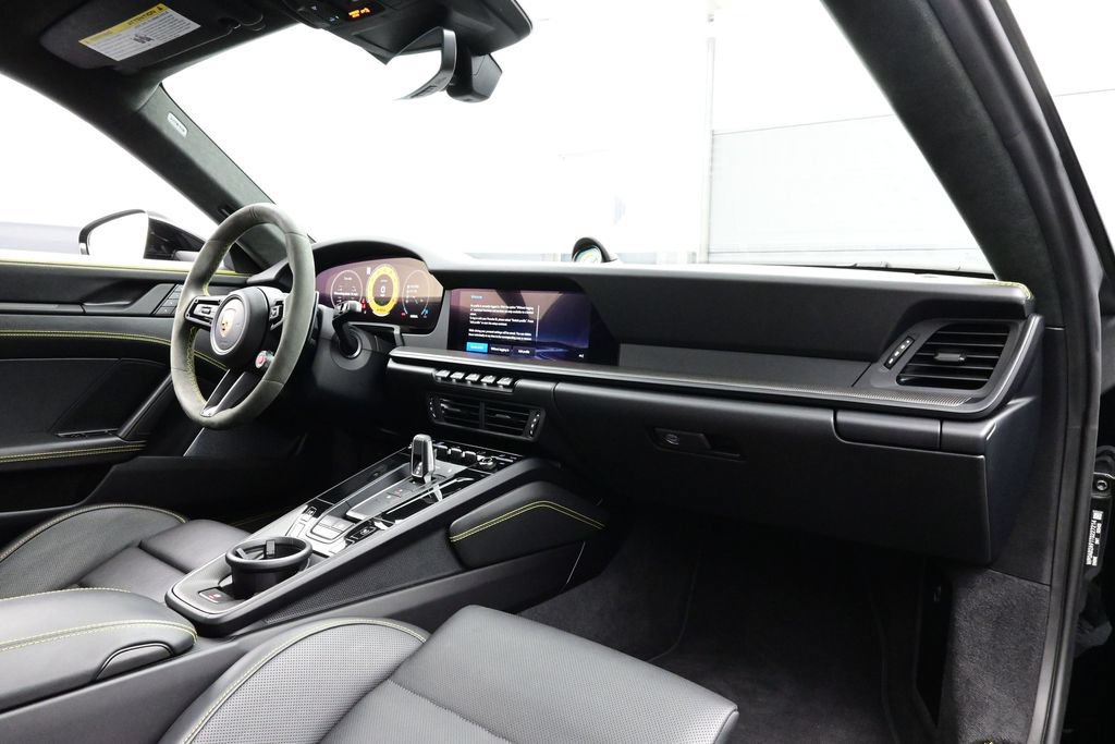 Certified 2026 Porsche 911 Carrera 4 GTS AWD/4WD image 10