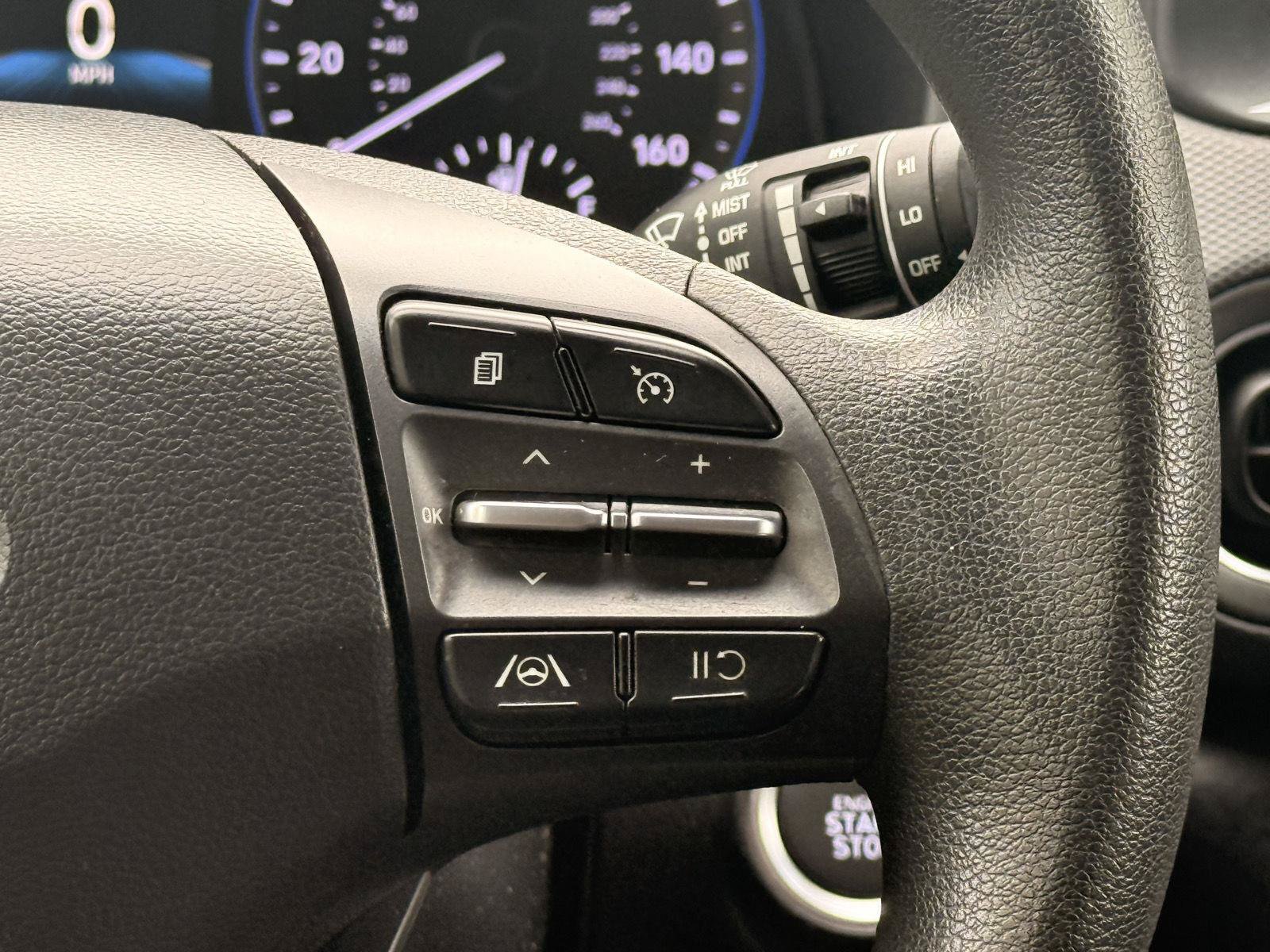 Used 2022 Hyundai Kona SEL AWD/4WD image 24
