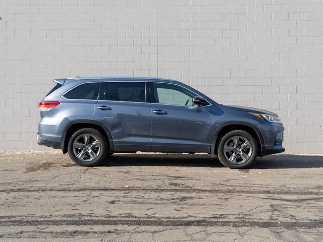 Used 2019 Toyota Highlander Limited Platinum image 8