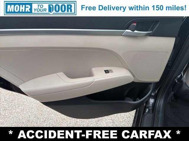 Used 2020 Hyundai Elantra SE image 30