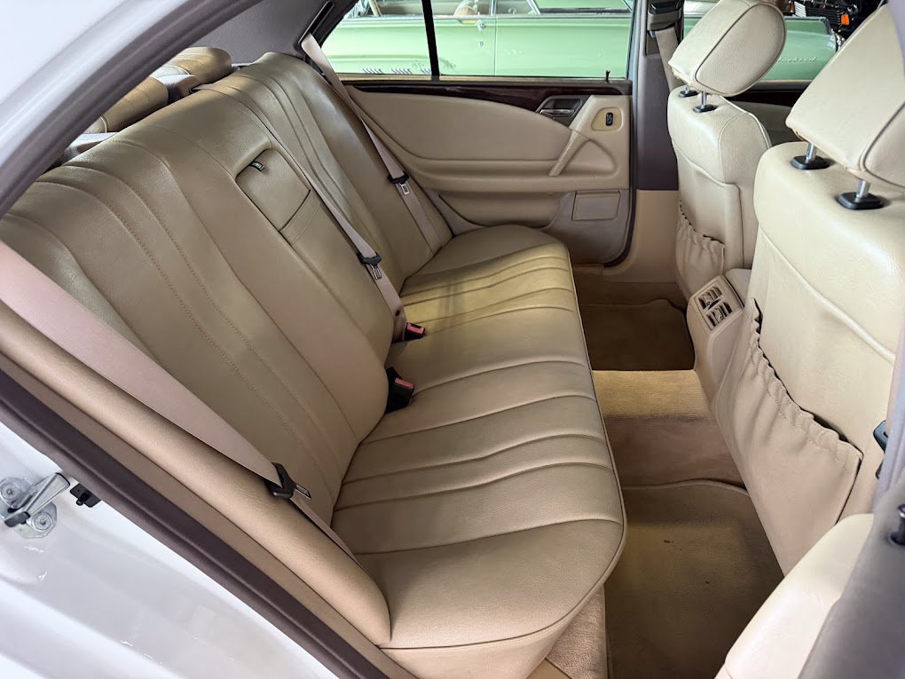 Used 1996 Mercedes-Benz E 300 Sedan image 15