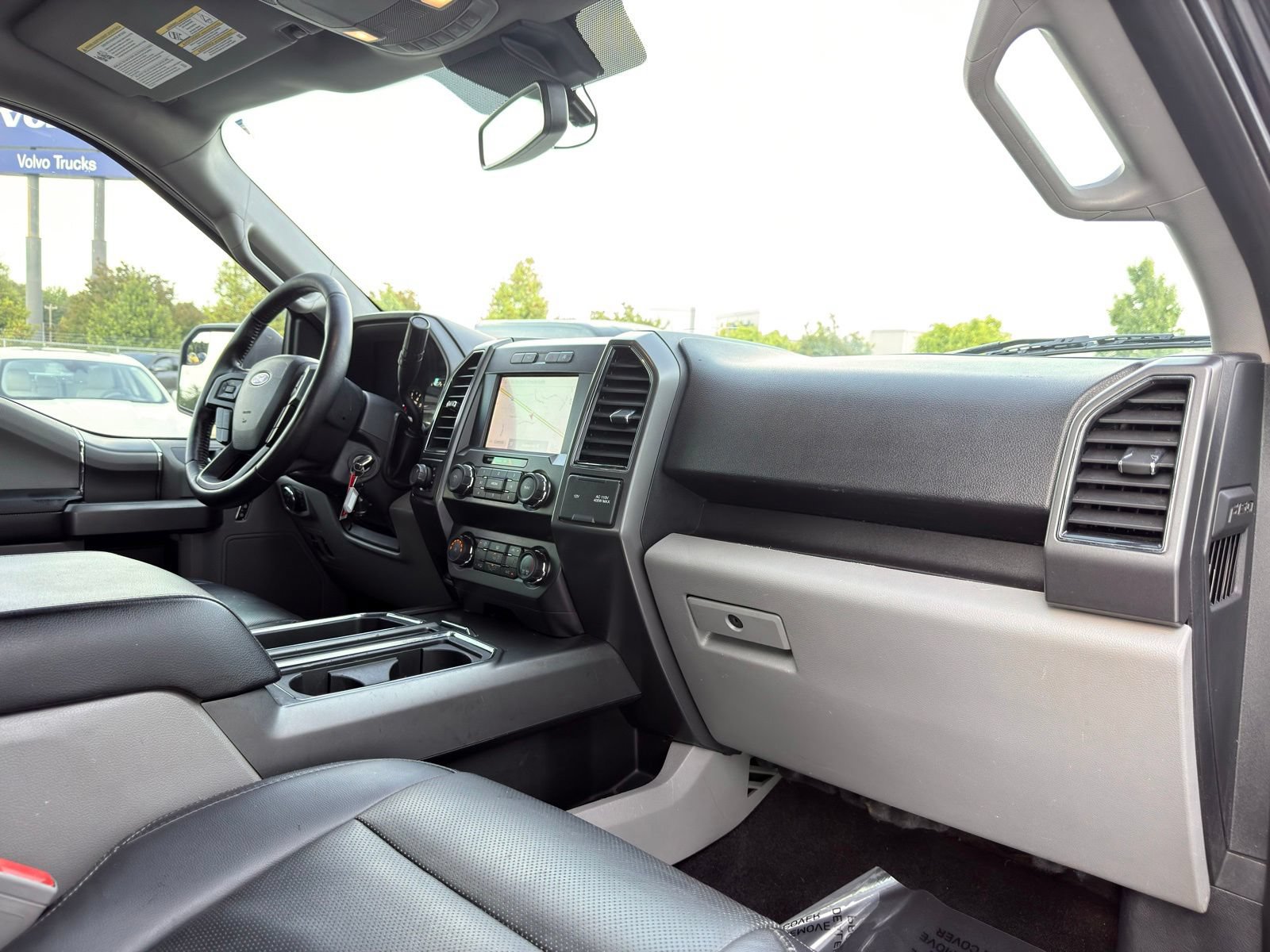 Used 2020 Ford F150 XLT w/ Equipment Group 302A Luxury AWD/4WD image 36