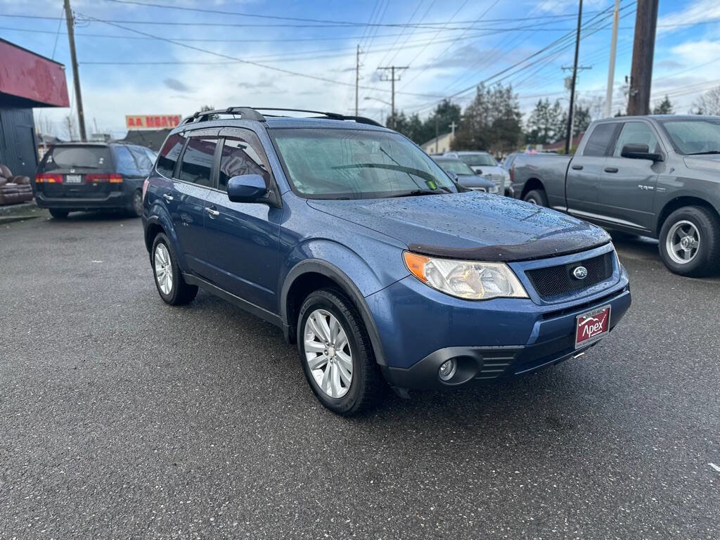 Used 2012 Subaru Forester 2.5X Limited image 4