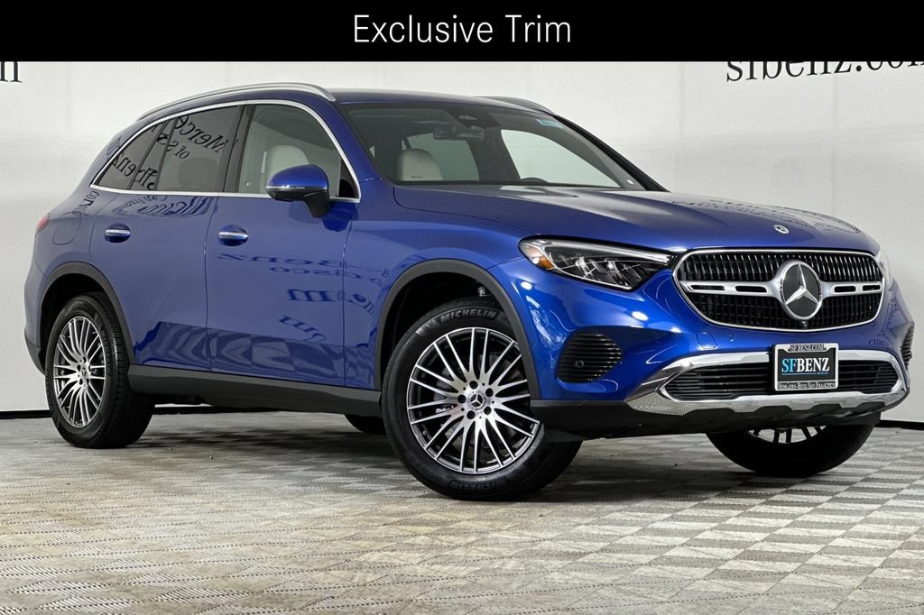 Certified 2025 Mercedes-Benz GLC 300 4MATIC image 2