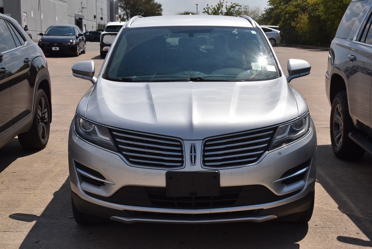 Used 2015 Lincoln MKC AWD image 3