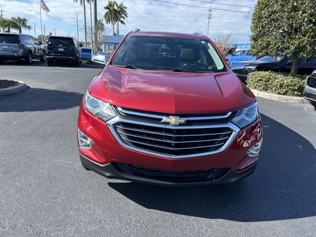 Used 2018 Chevrolet Equinox Premier image 2