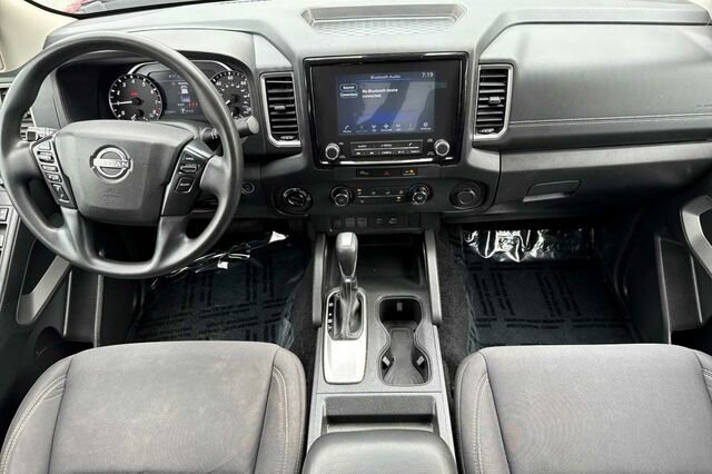 Used 2023 Nissan Frontier SV image 13