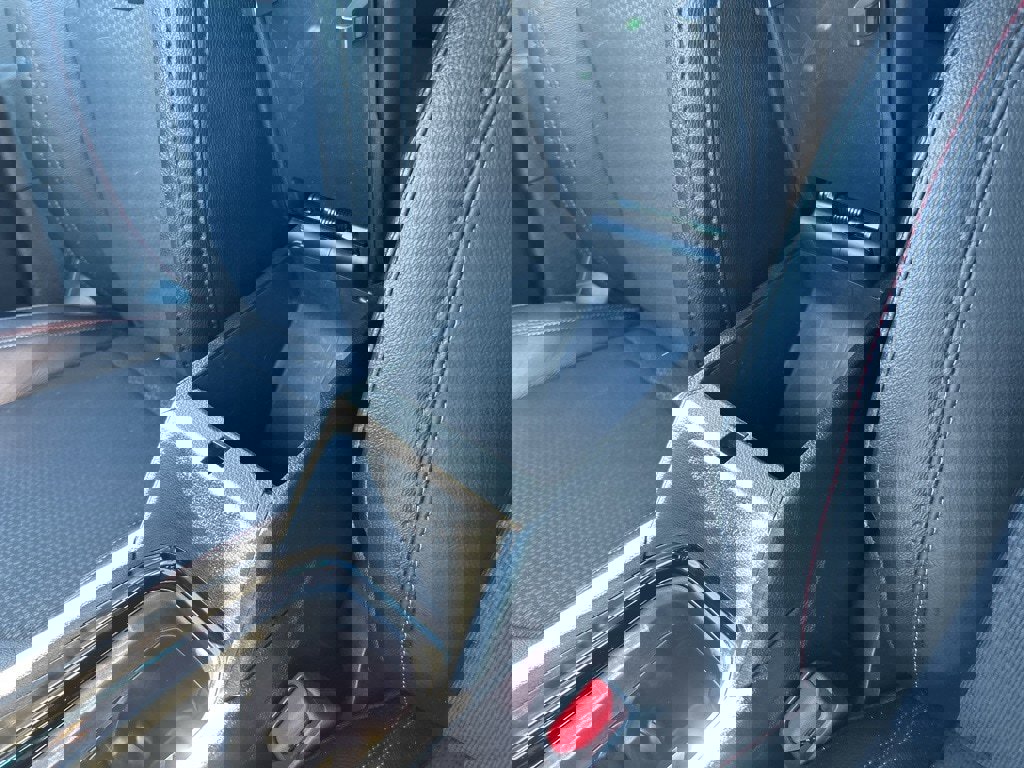 Used 2024 Jeep Compass Trailhawk w/ Trailhawk Convenience Group image 31