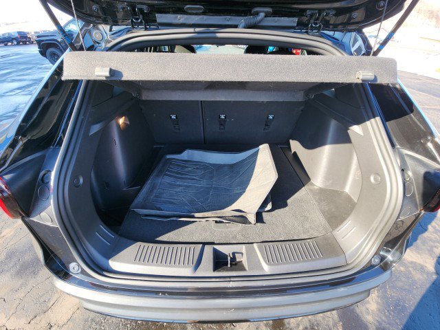 Used 2024 Chevrolet Trax RS w/ Sunroof Package image 19