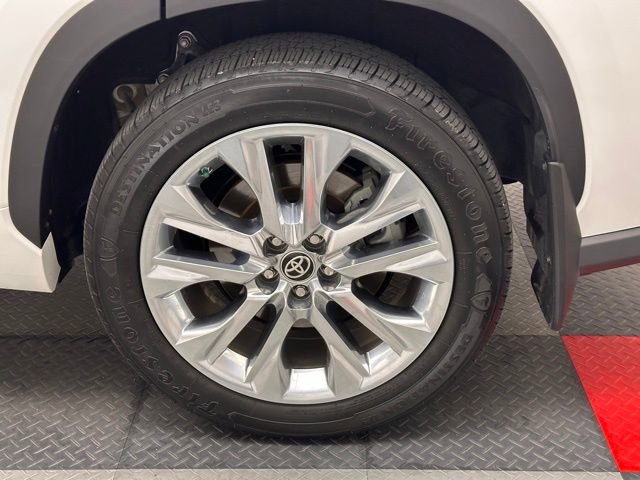 Used 2023 Toyota Highlander Limited AWD/4WD image 26