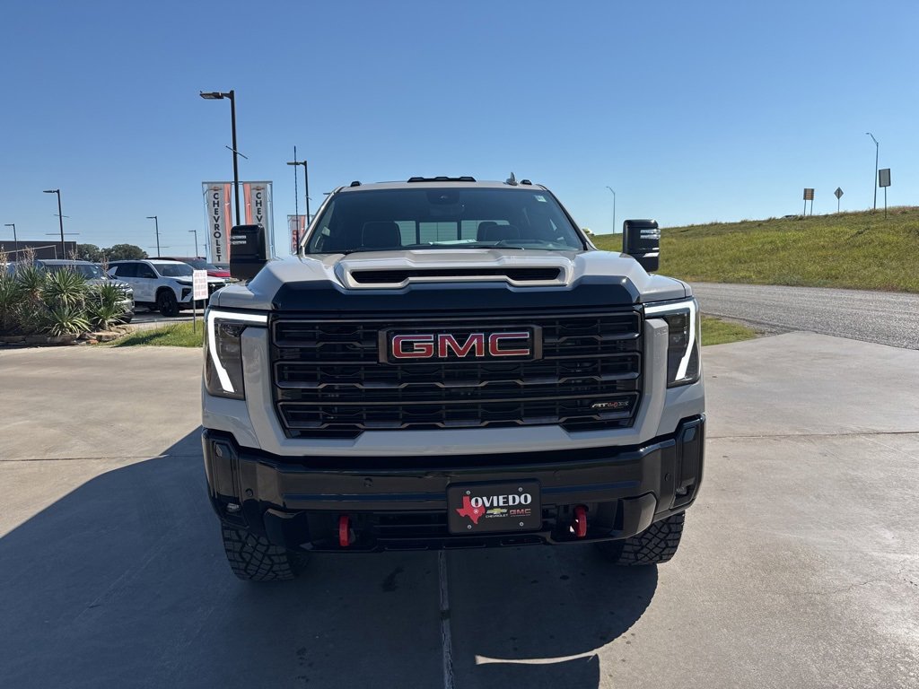 New 2026 GMC Sierra 2500 AT4X image 2