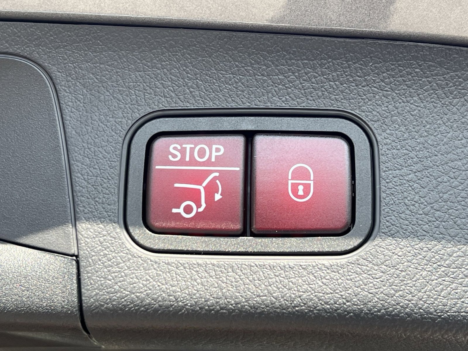 New 2026 Mercedes-Benz GLA 250 4MATIC image 25