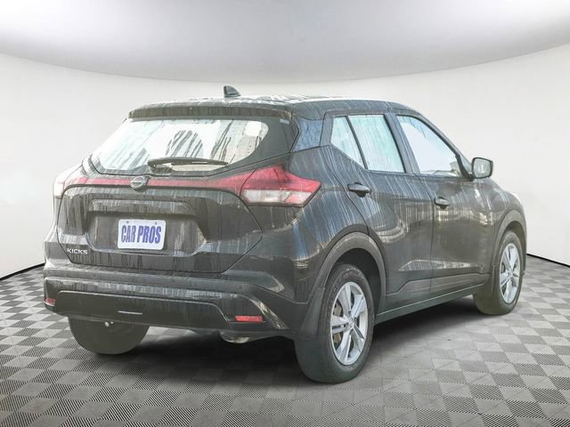Used 2023 Nissan Kicks S image 8