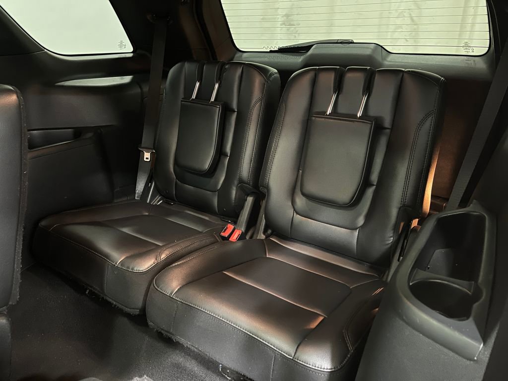 Used 2019 Ford Explorer XLT w/ Equipment Group 202A image 32