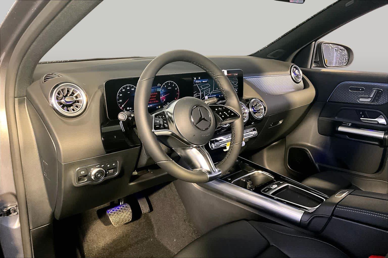 New 2026 Mercedes-Benz GLA 250 4MATIC image 9
