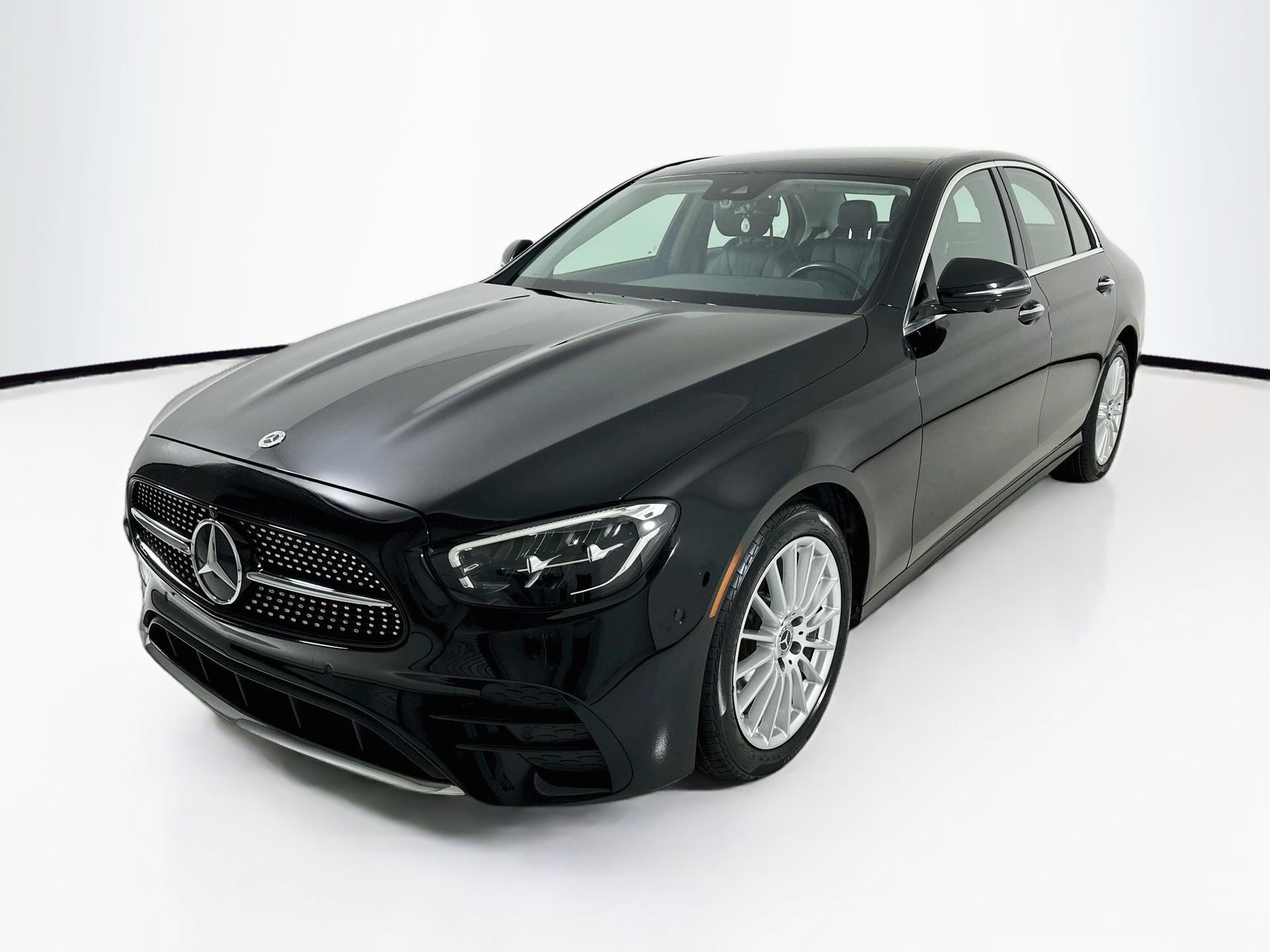 Certified 2023 Mercedes-Benz E 350 4MATIC Sedan image 3