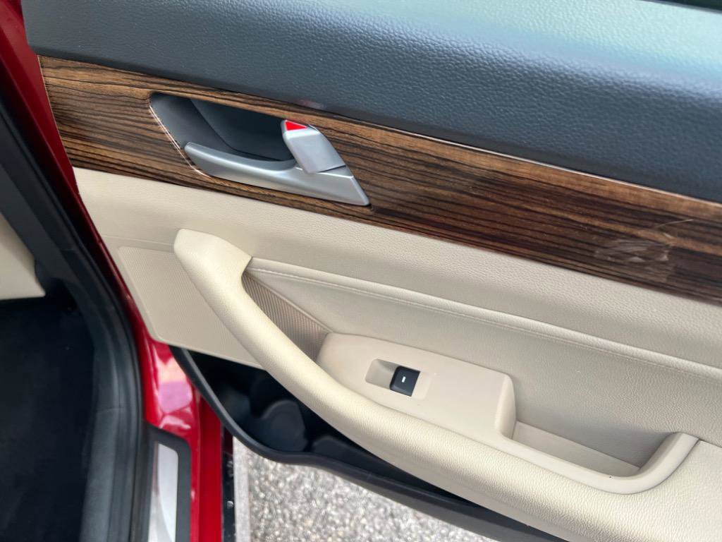 Used 2017 Hyundai Sonata Limited image 17