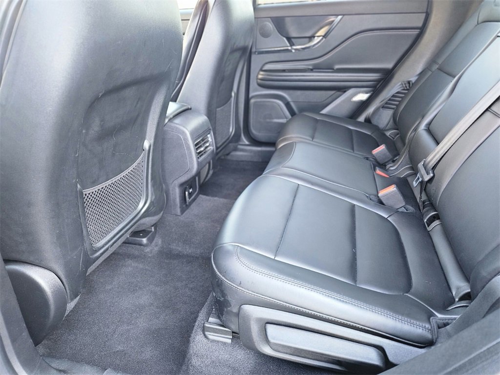 Used 2023 Lincoln Corsair AWD image 13