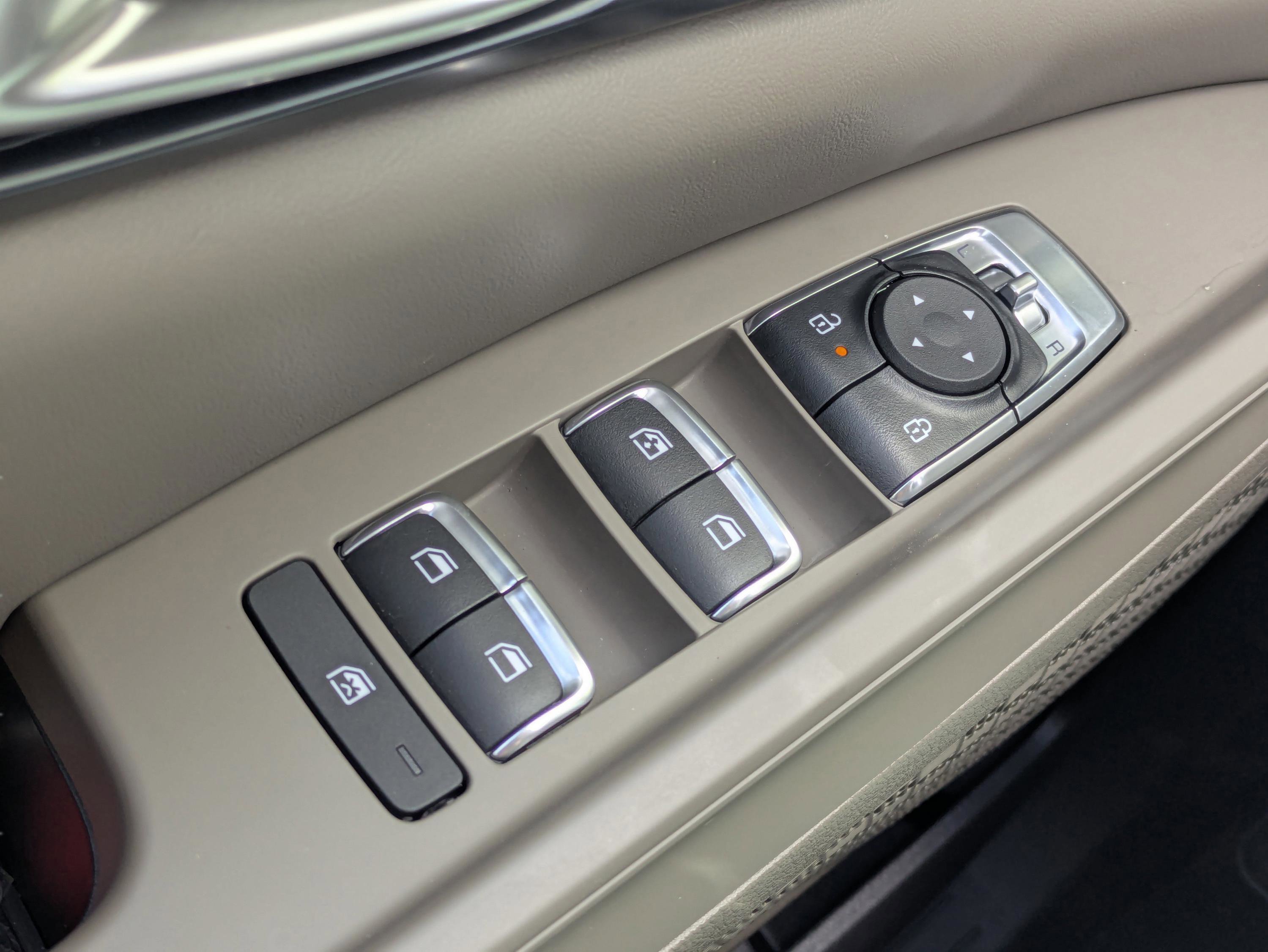 New 2026 Kia Carnival LX image 19