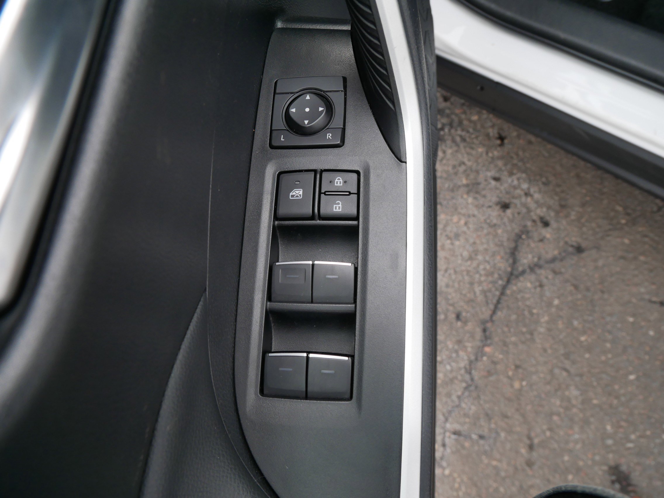 Certified 2025 Toyota RAV4 XLE image 19