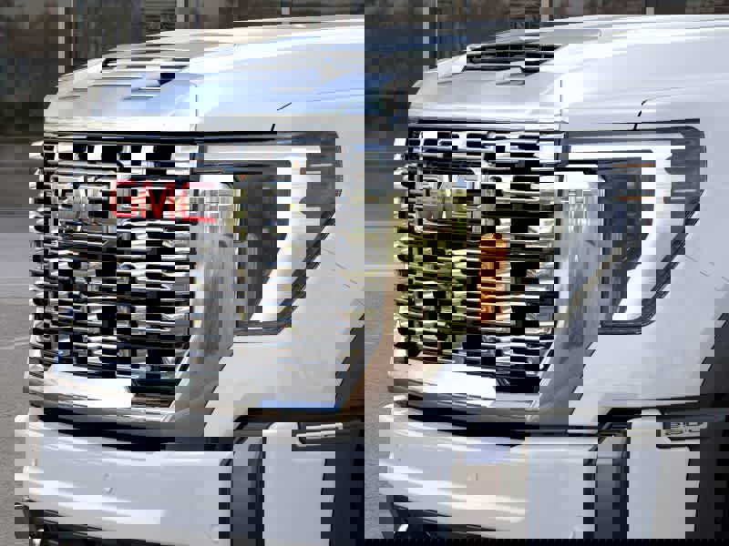 New 2026 GMC Sierra 2500 Denali w/ Denali Reserve Package image 13