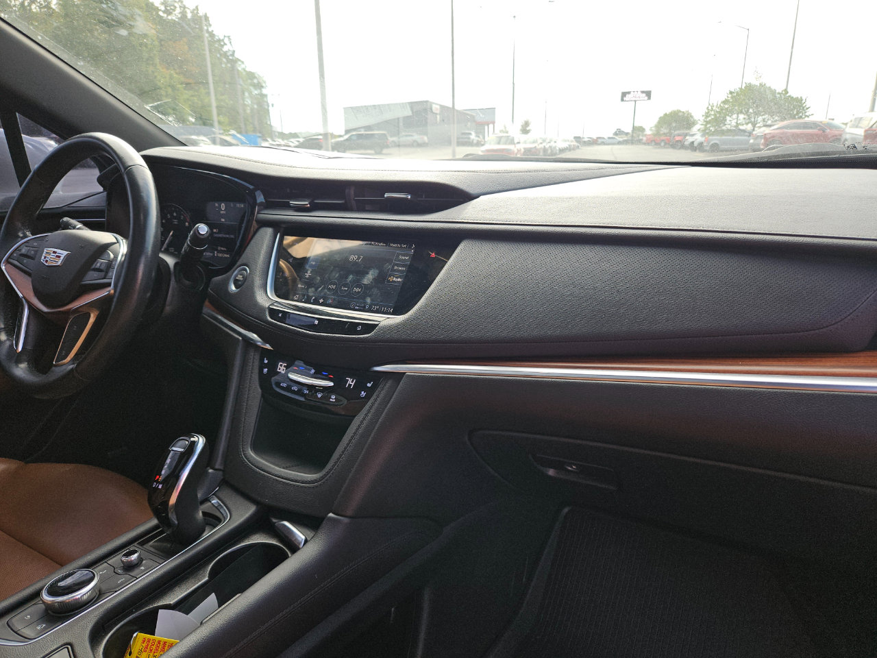 Used 2021 Cadillac XT5 Premium Luxury image 16